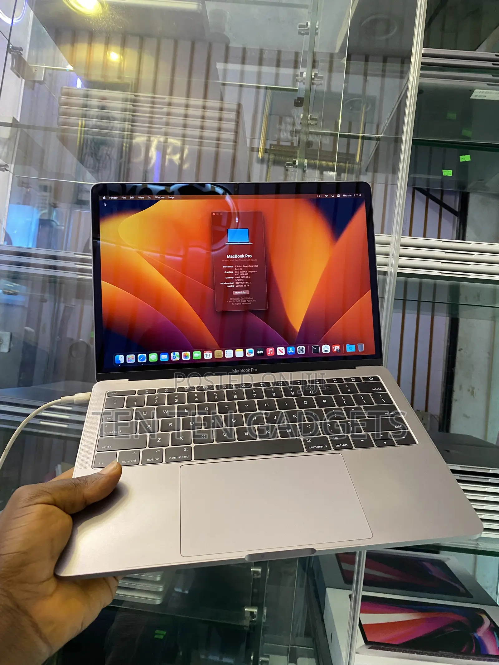 Laptop Apple MacBook Pro 2017 8GB Intel Core i5 SSD 128GB
