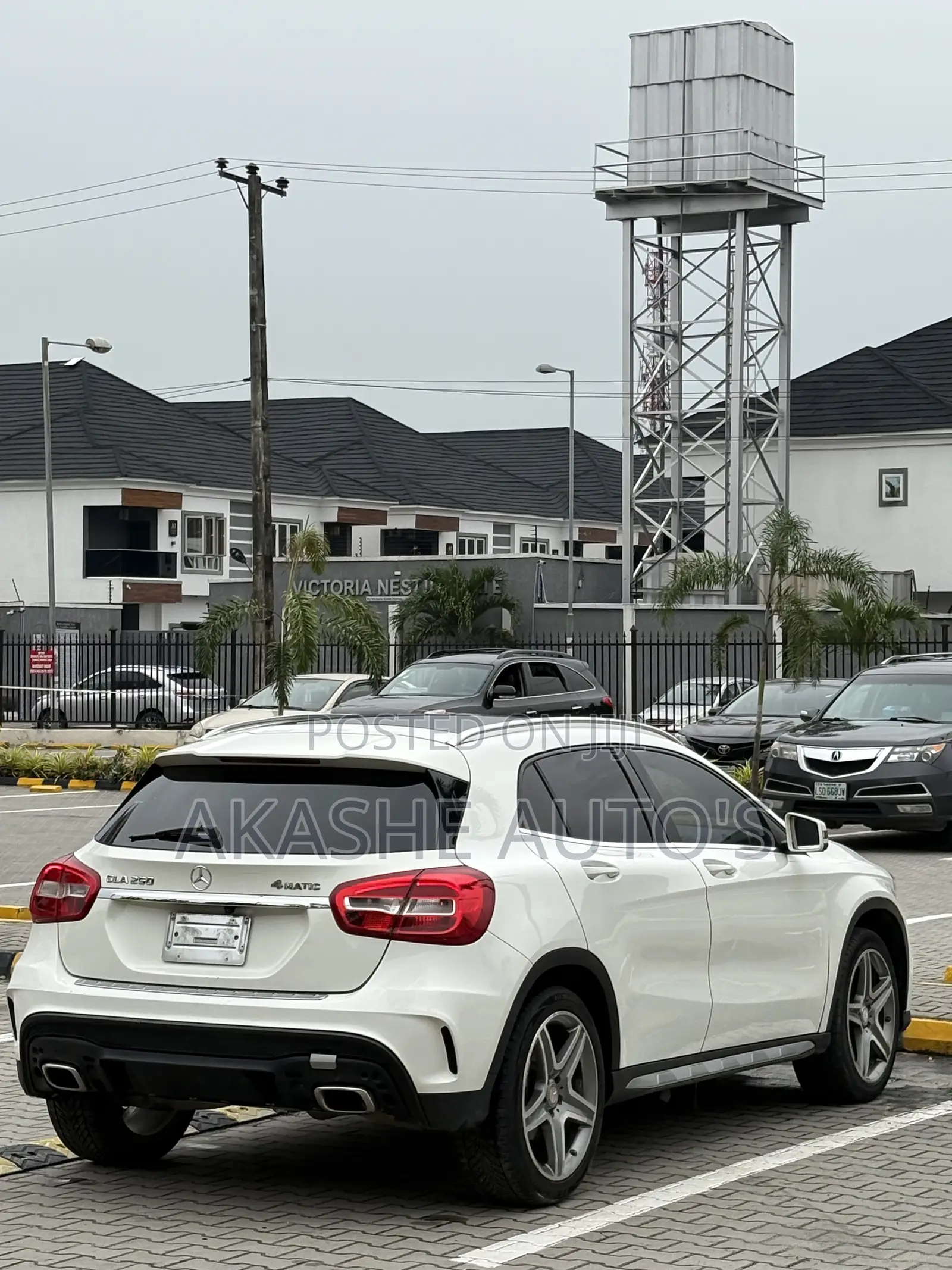 Mercedes-Benz GLA 250 2016 White