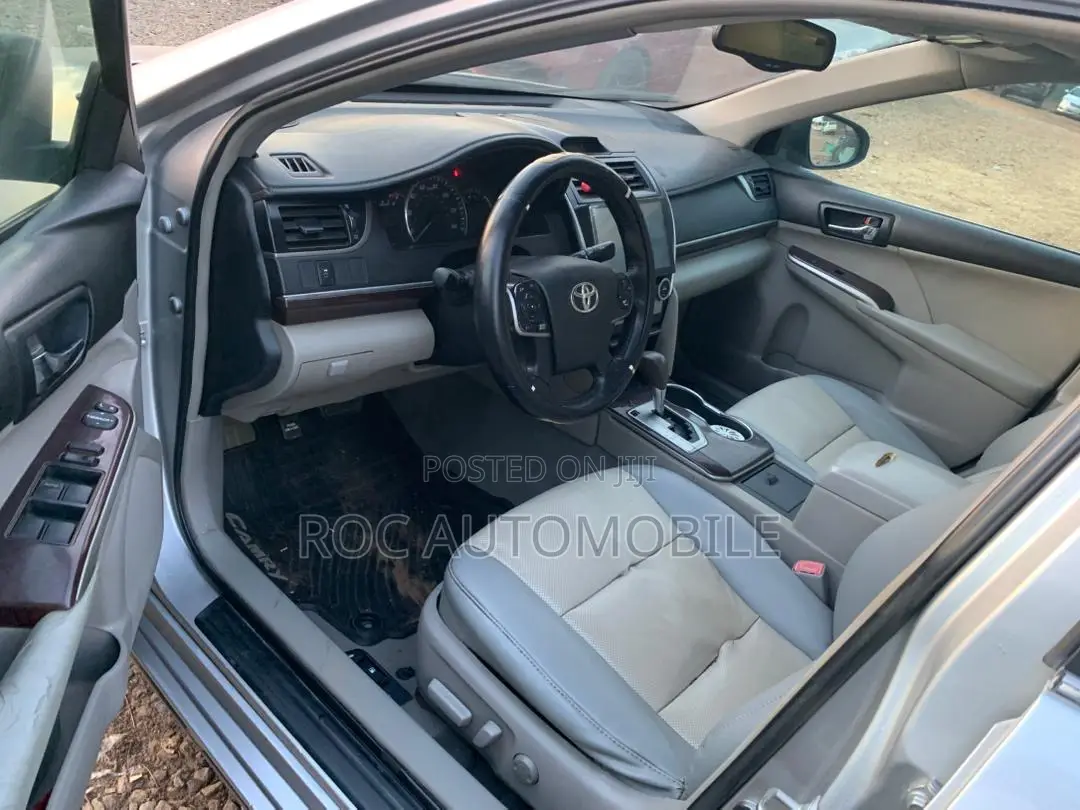 Toyota Camry 2013 Gray