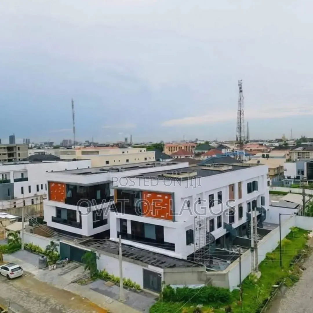 4bdrm Duplex in Lekki Phase 1 for sale