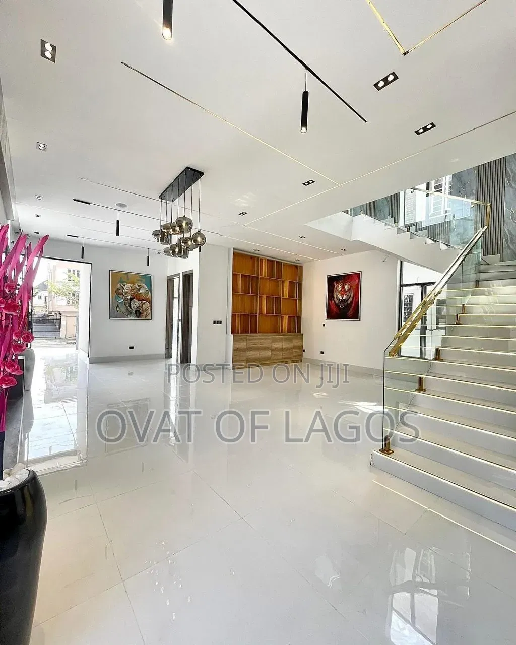 5bdrm Duplex in Chevron Tollgate for sale
