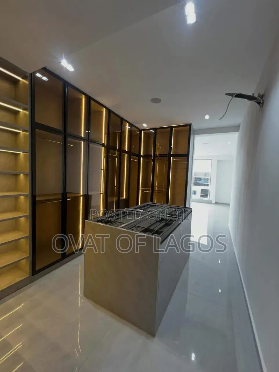 5bdrm Duplex in Ikoyi for sale