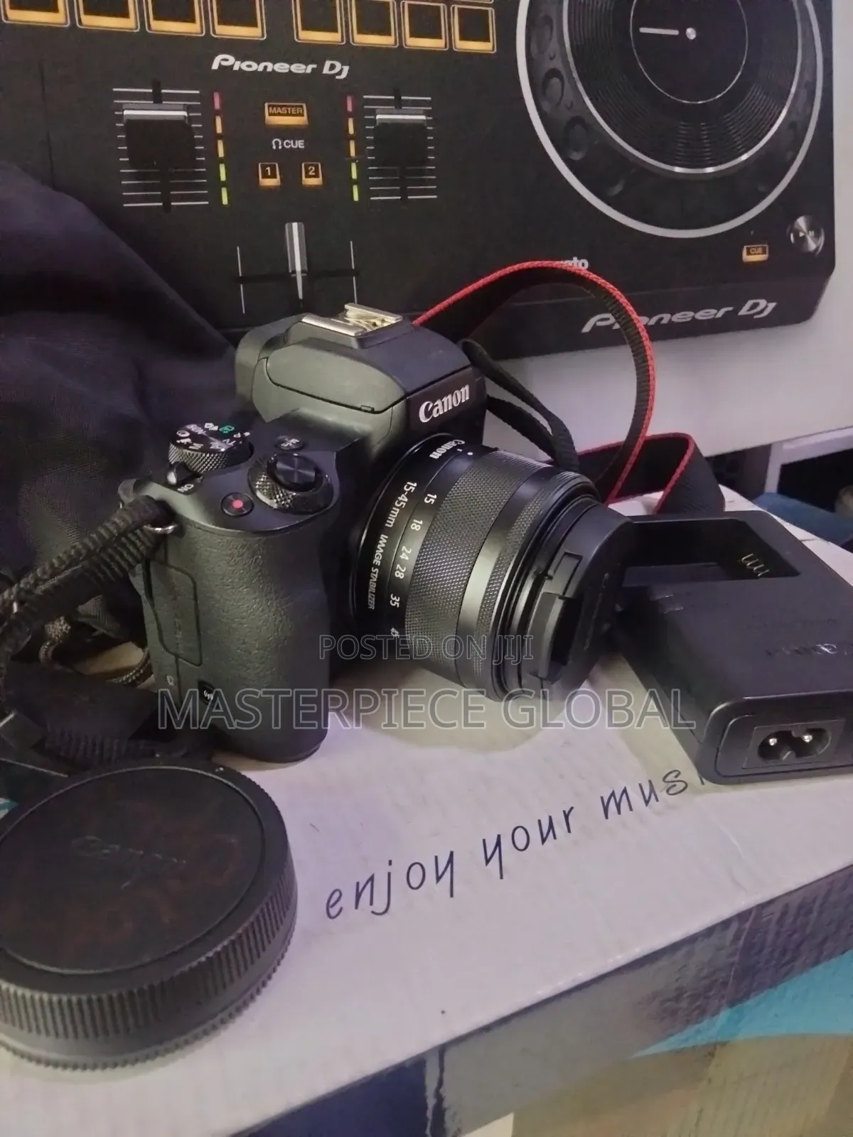 Canon Eos M50