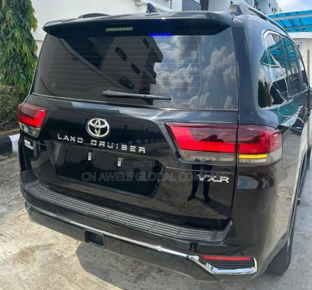 New Toyota Land Cruiser 2025 Black