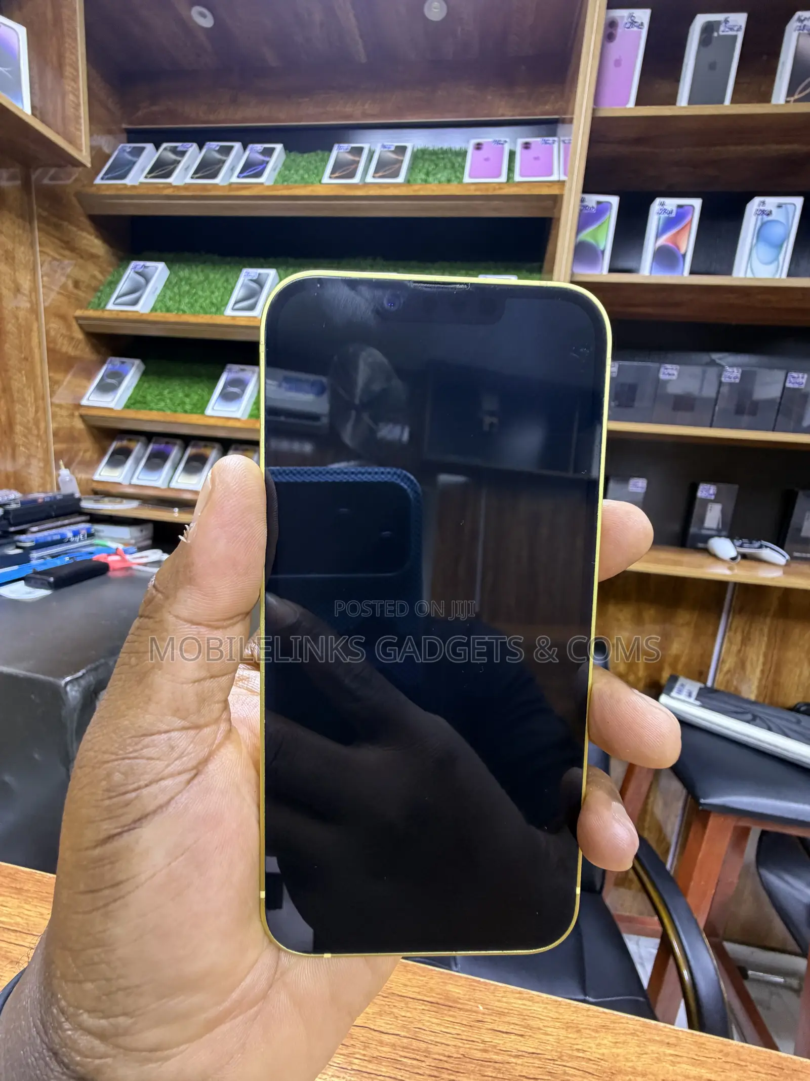 Apple iPhone 14 256 GB Yellow