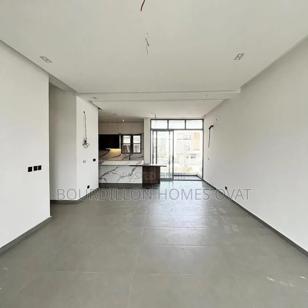 3bdrm Duplex in Lekki Phase 1 for sale