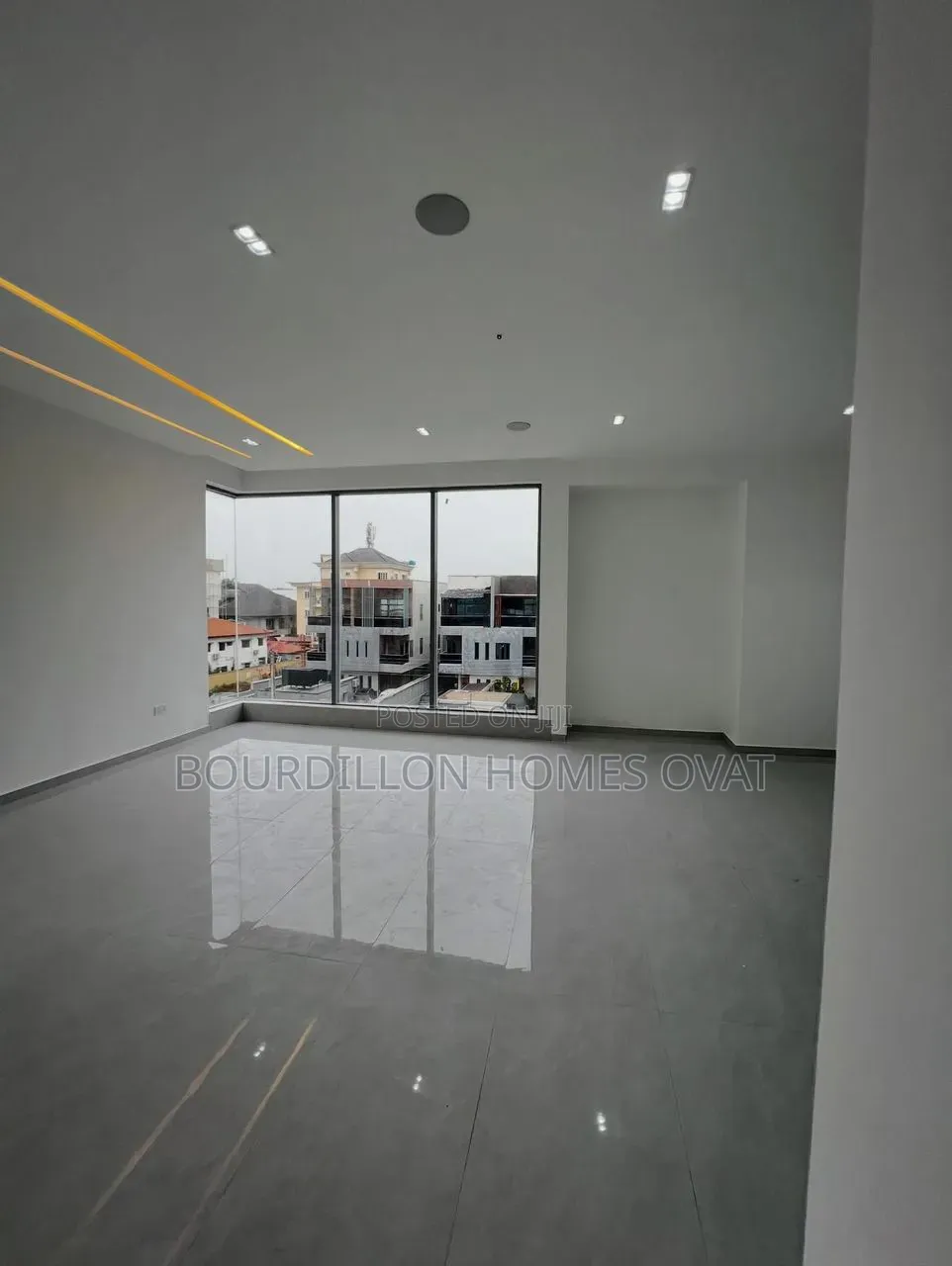 5bdrm Duplex in Ikoyi Lagos State for sale