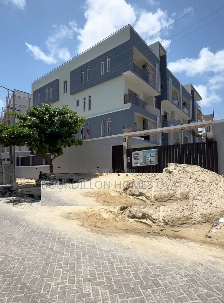 3bdrm Duplex in Lekki Phase 1 Lagos for sale