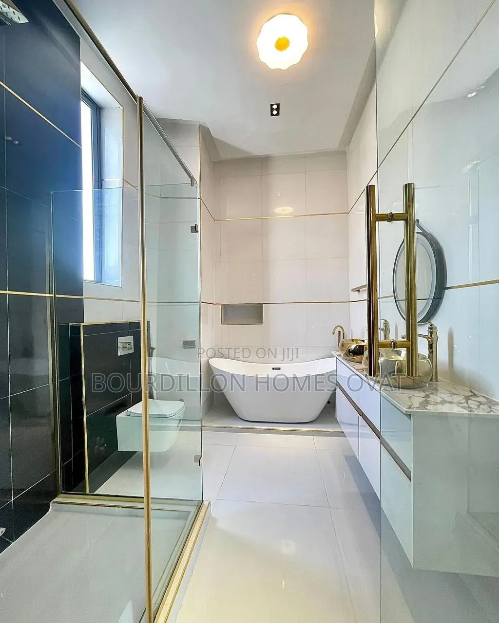 5bdrm Duplex in Chevron Toll Gate for sale