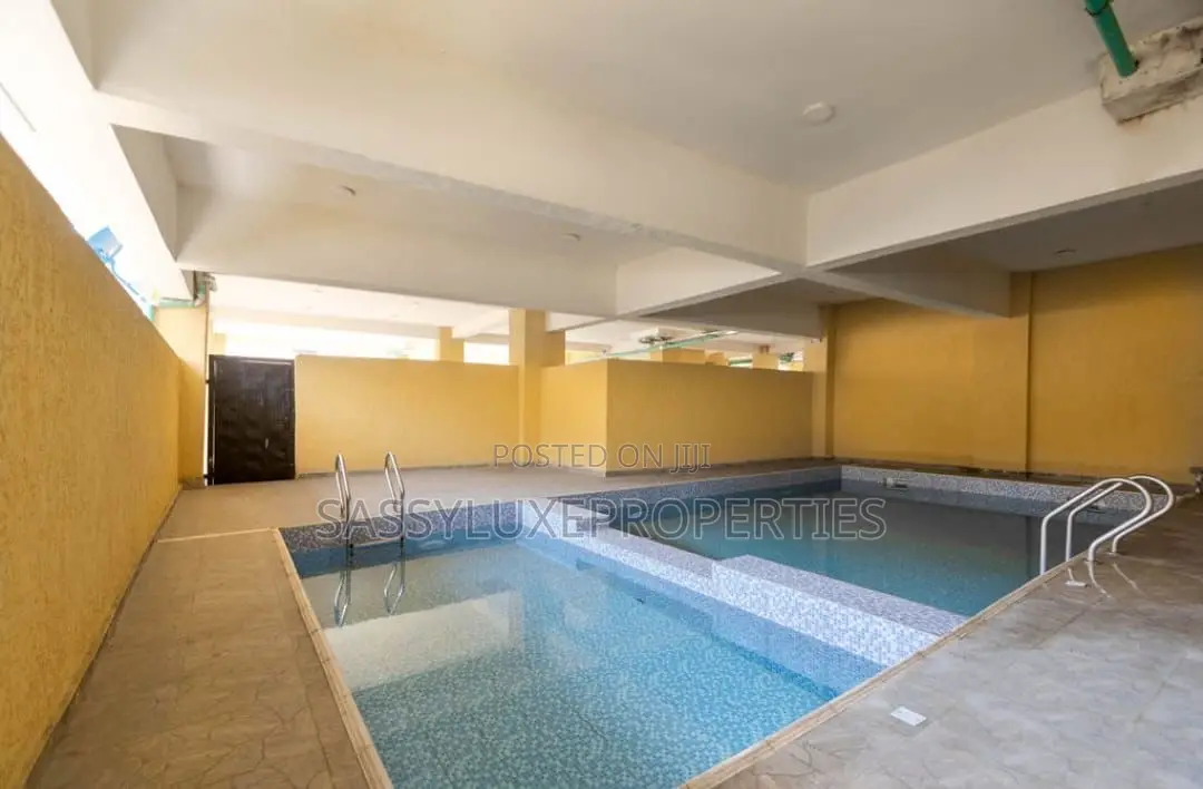 Book This Cozy 2 Bedroom Apartment Ps5 Pool Balcony