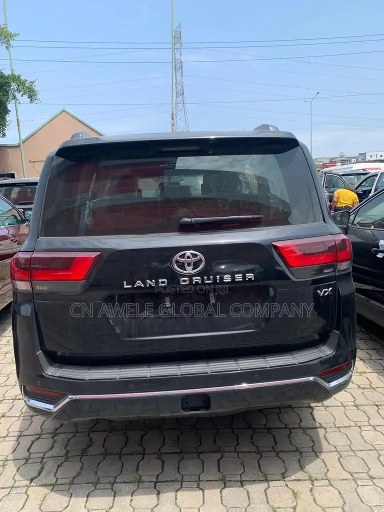 New Toyota Land Cruiser 2025 Black