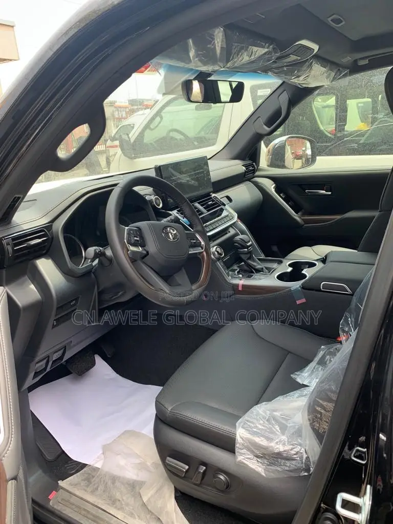 New Toyota Land Cruiser 2025 Black