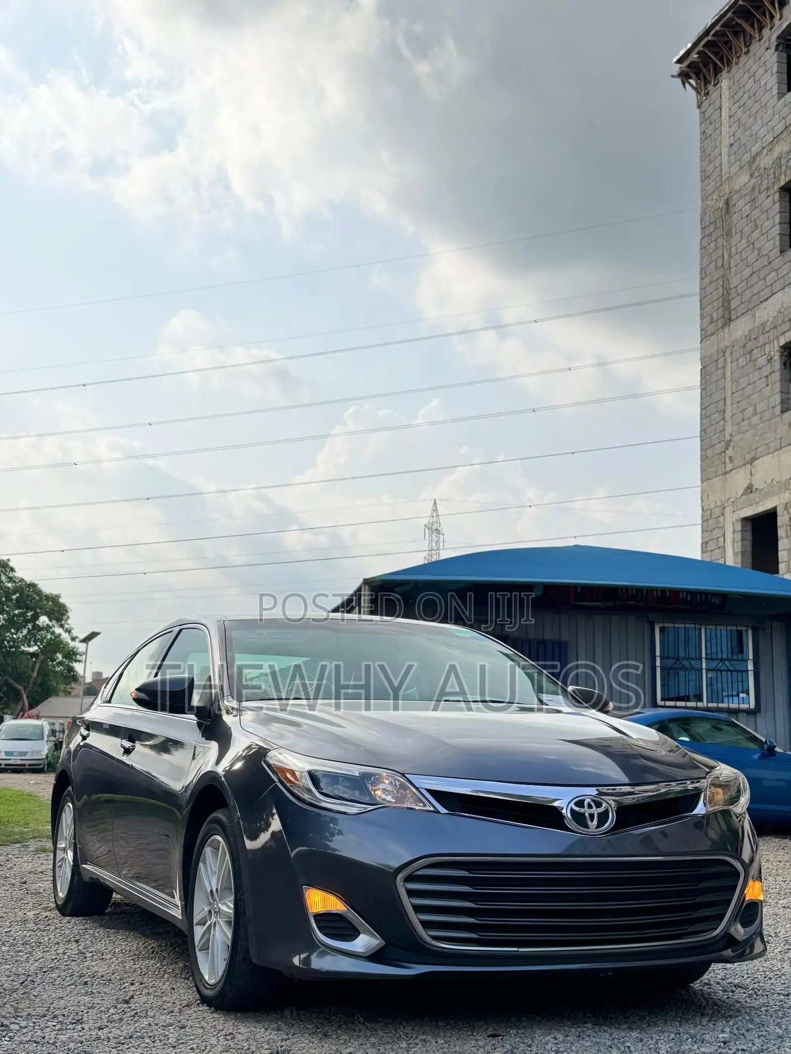 Toyota Avalon XLE Sedar FWD (3.5L 6cyl 6A) 2013 Gray