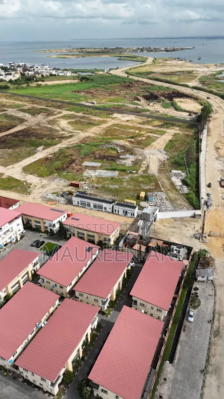 2bdrm Duplex in Happy Land, Sangotedo for sale