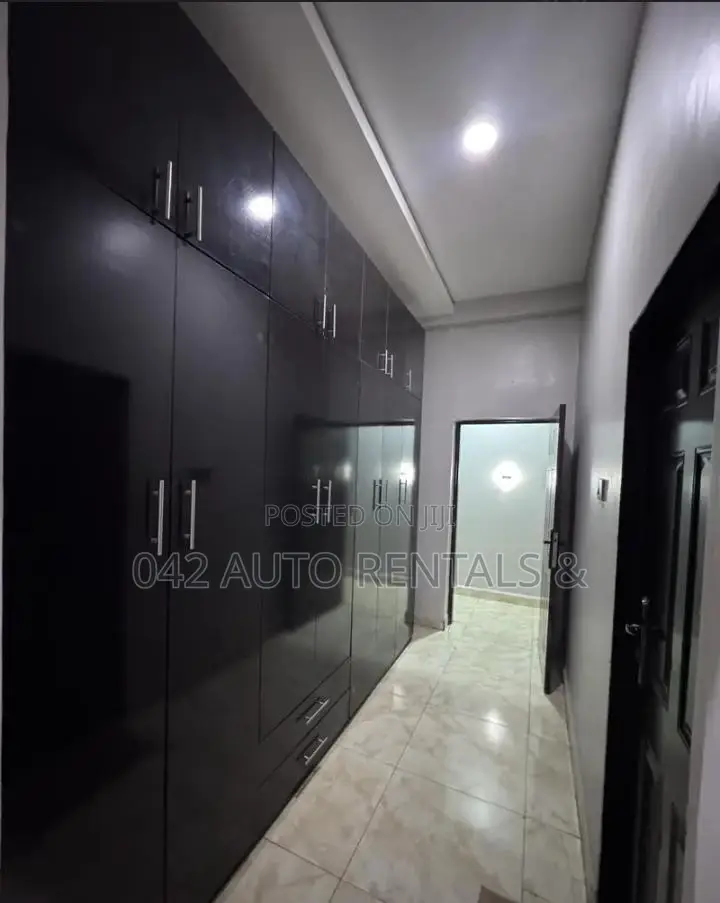 3 Bedroom Apartment in Wuye With Ps 5 *4