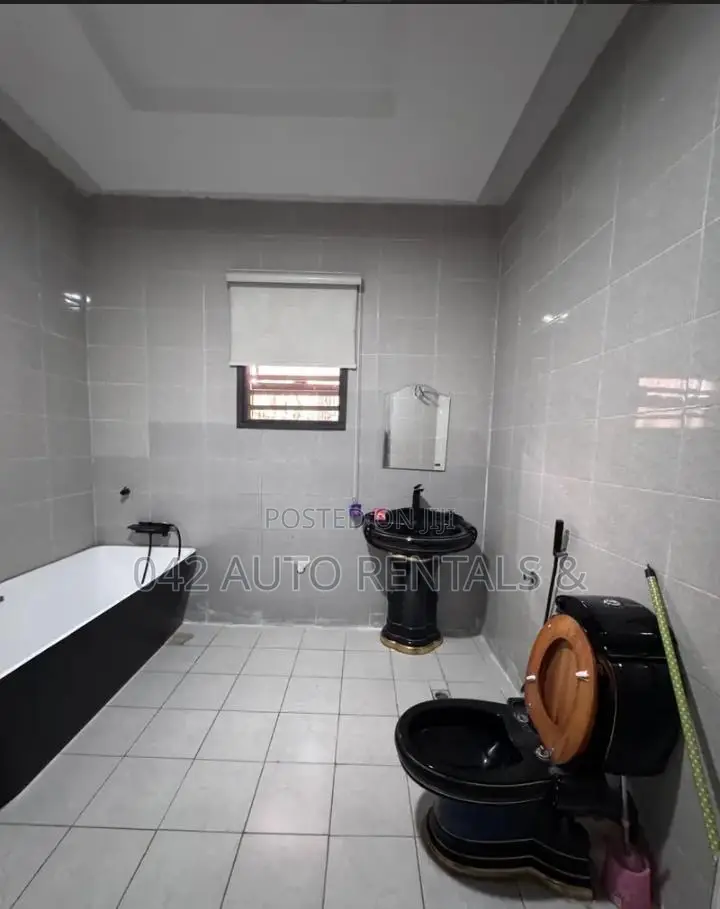 3 Bedroom Apartment in Wuye With Ps 5 *4