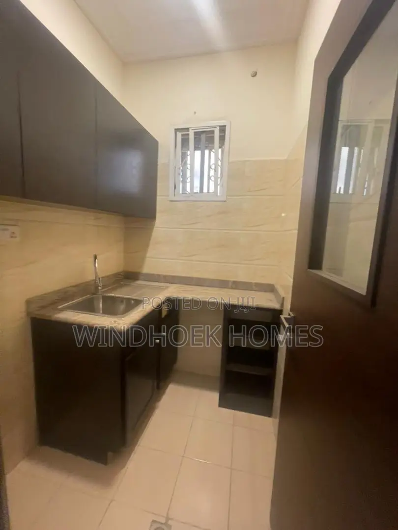 5bdrm Duplex in Kado for rent