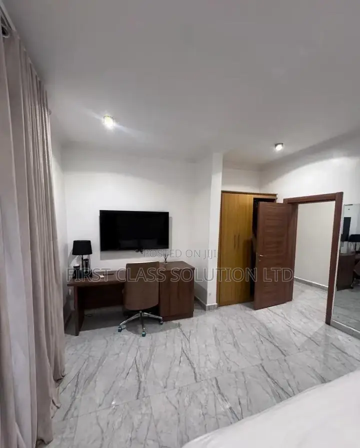 3 Bedroom Apartment in Lifecamp With a Gezabo