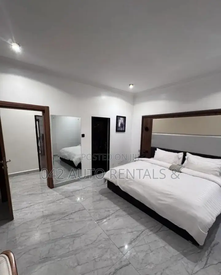 3 Bedroom Apartment in Lifecamp With a Gezabo