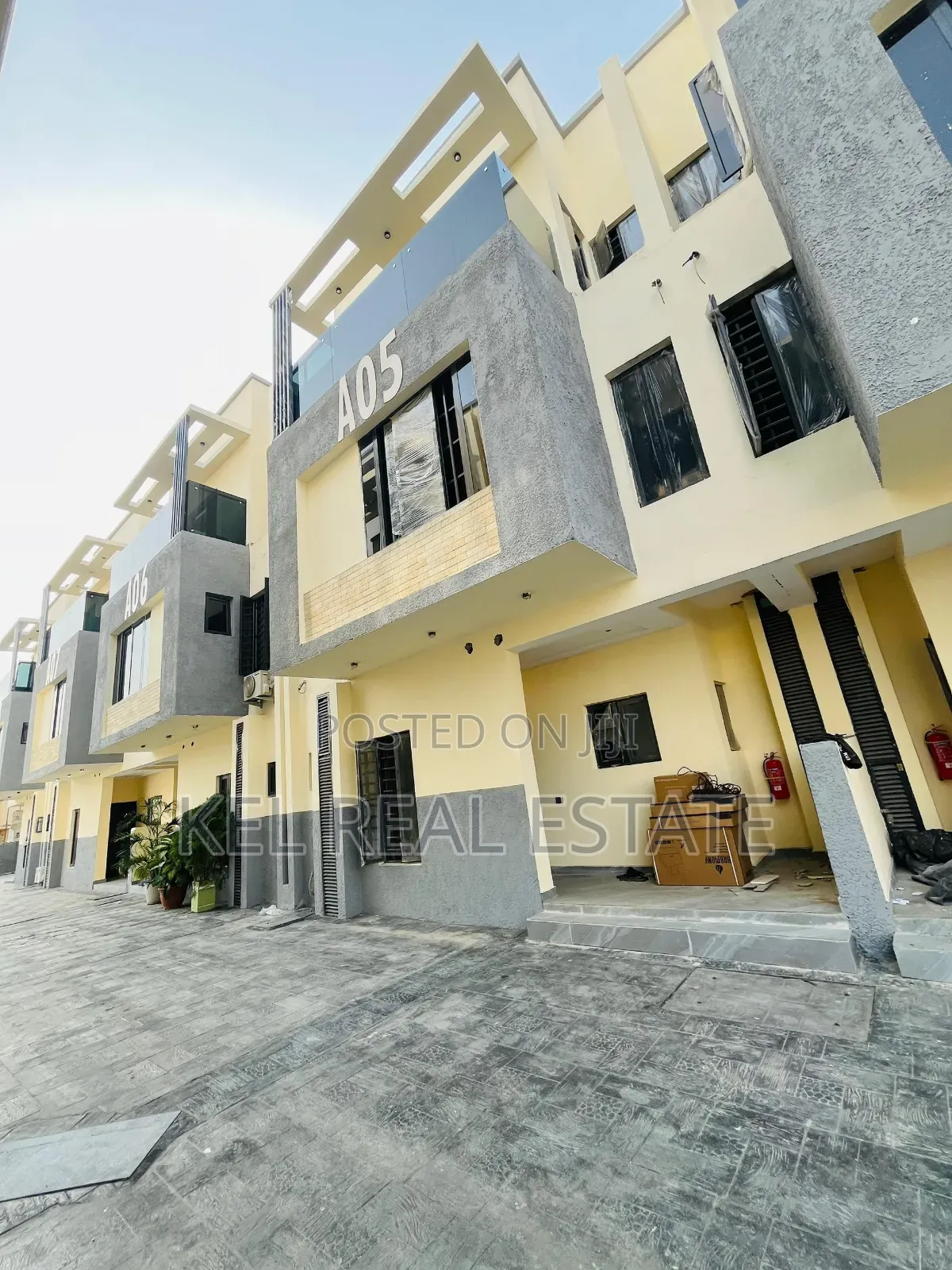 4bdrm Duplex in Ikeja GRA for sale