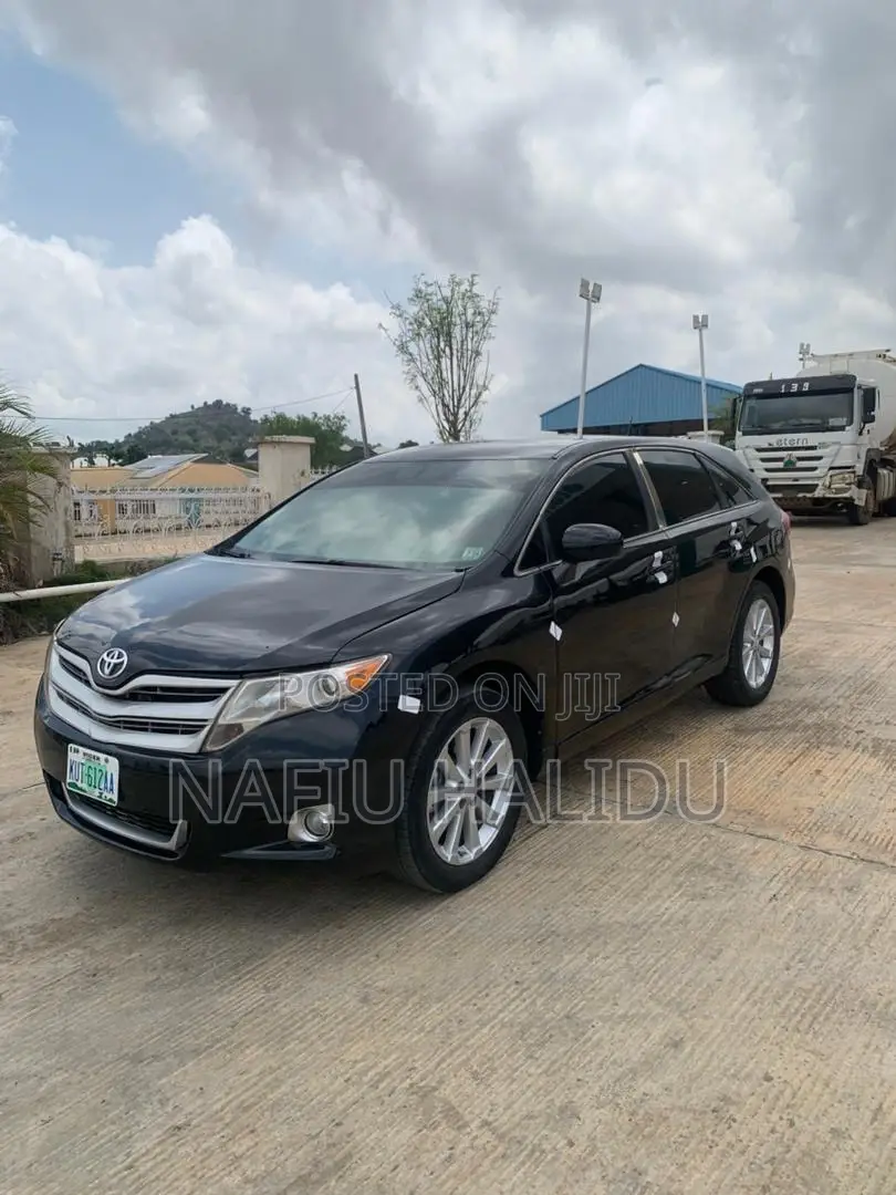 Toyota Venza 2010 Black