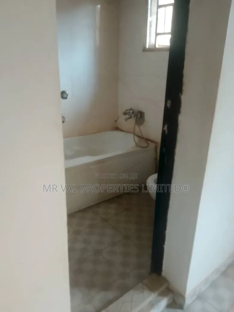 Studio Apartment in Sahara Estate, Bunkoro for rent