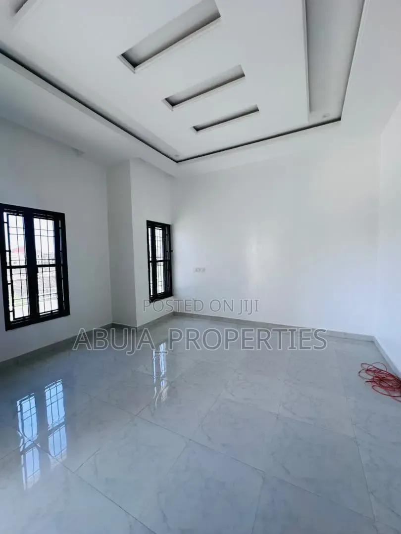 4bdrm Duplex in Jahi for rent