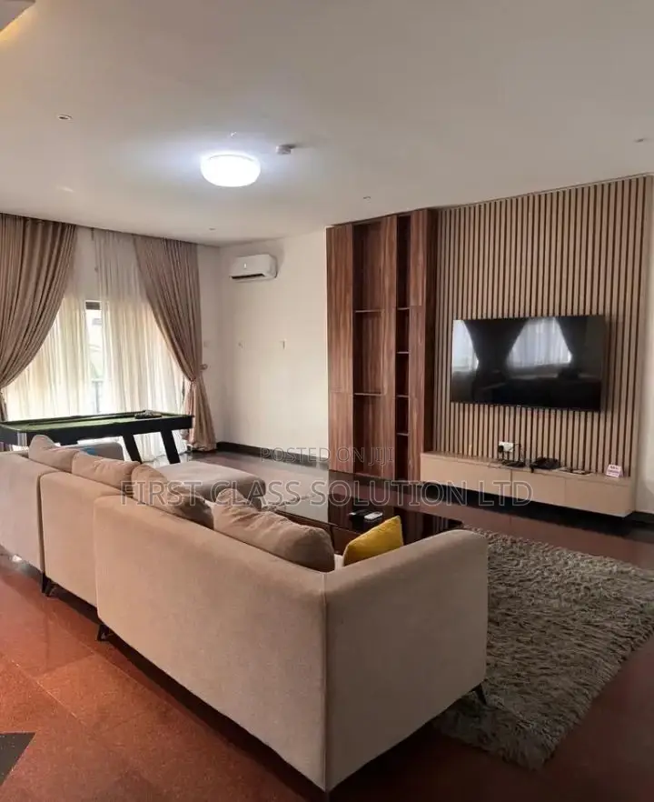 3 Bedroom in Wuse 2 With a Snooker, Gym, Tennis Lounge