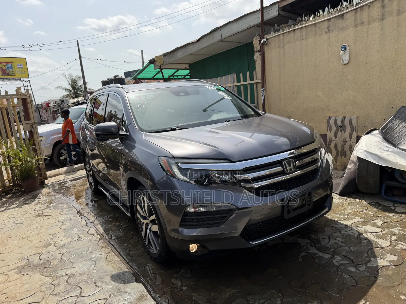 Honda Pilot Touring 4dr SUV 4WD (3.5L 6cyl 9A) 2016 Gray