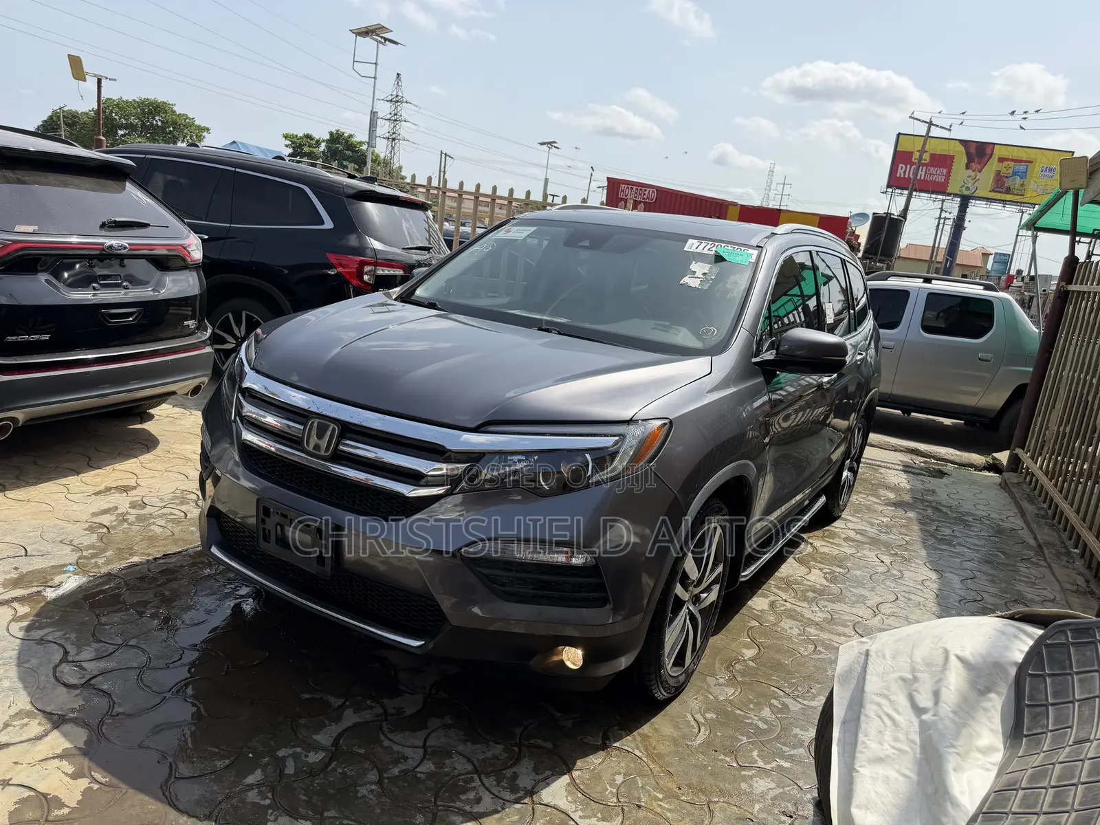 Honda Pilot Touring 4dr SUV 4WD (3.5L 6cyl 9A) 2016 Gray