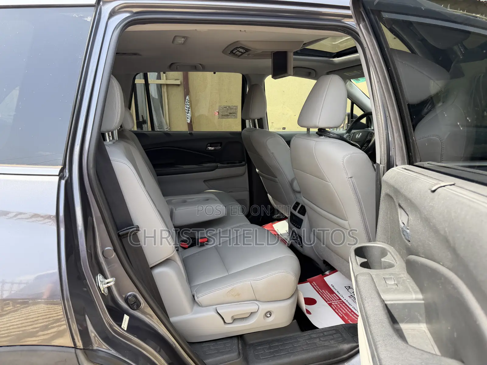 Honda Pilot Touring 4dr SUV 4WD (3.5L 6cyl 9A) 2016 Gray