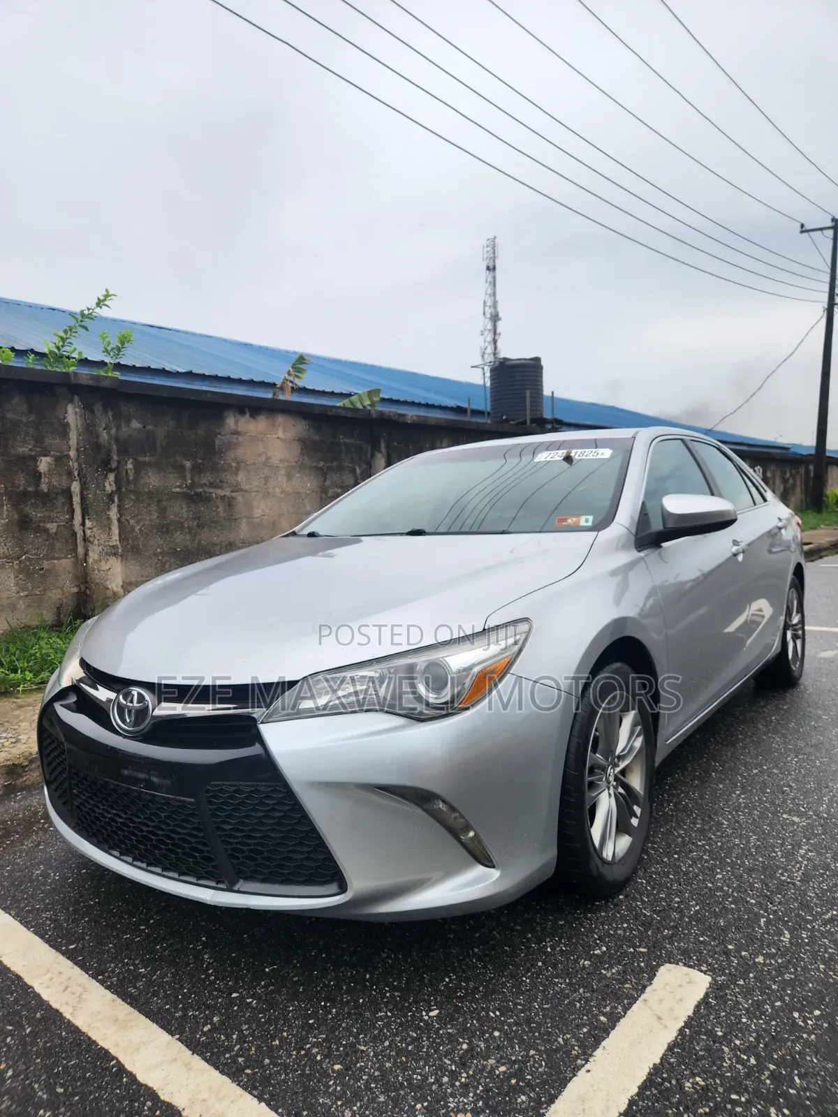 Toyota Camry SE 4dr Sedan (2.5L 4cyl 6A) 2017 Silver