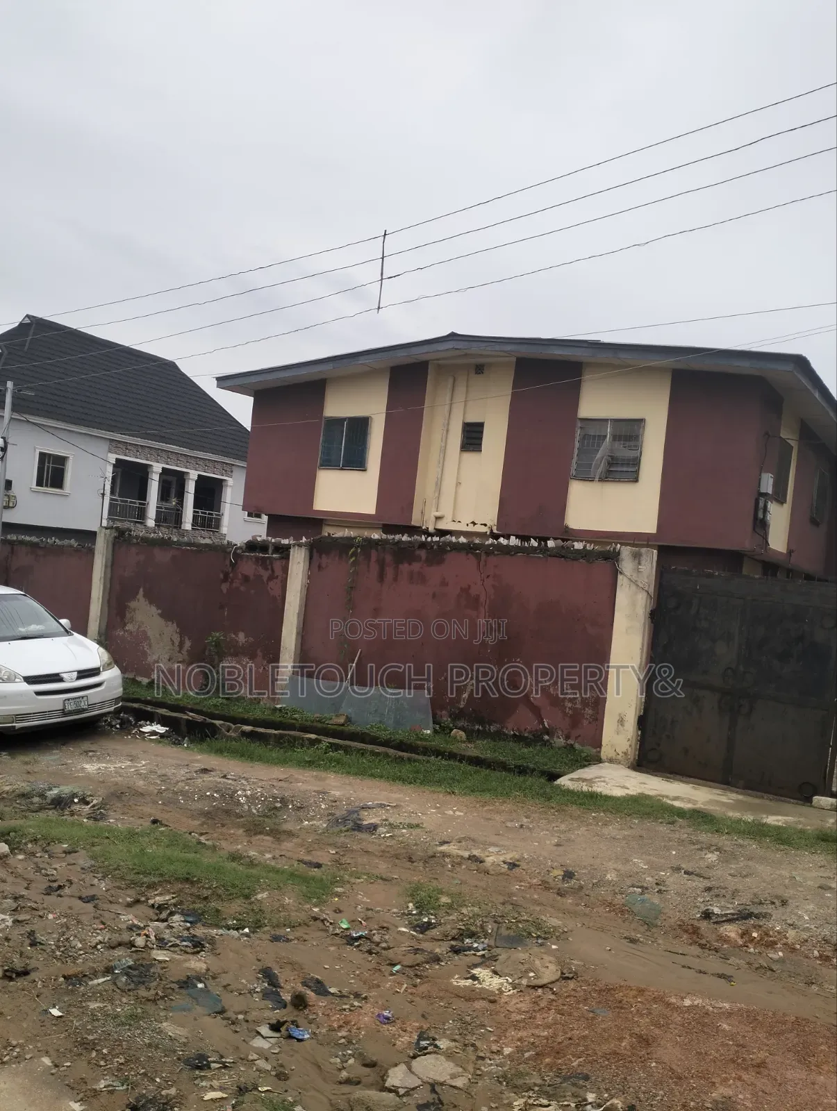 3bdrm Block of Flats in Agodo Ikotun Egbe for sale