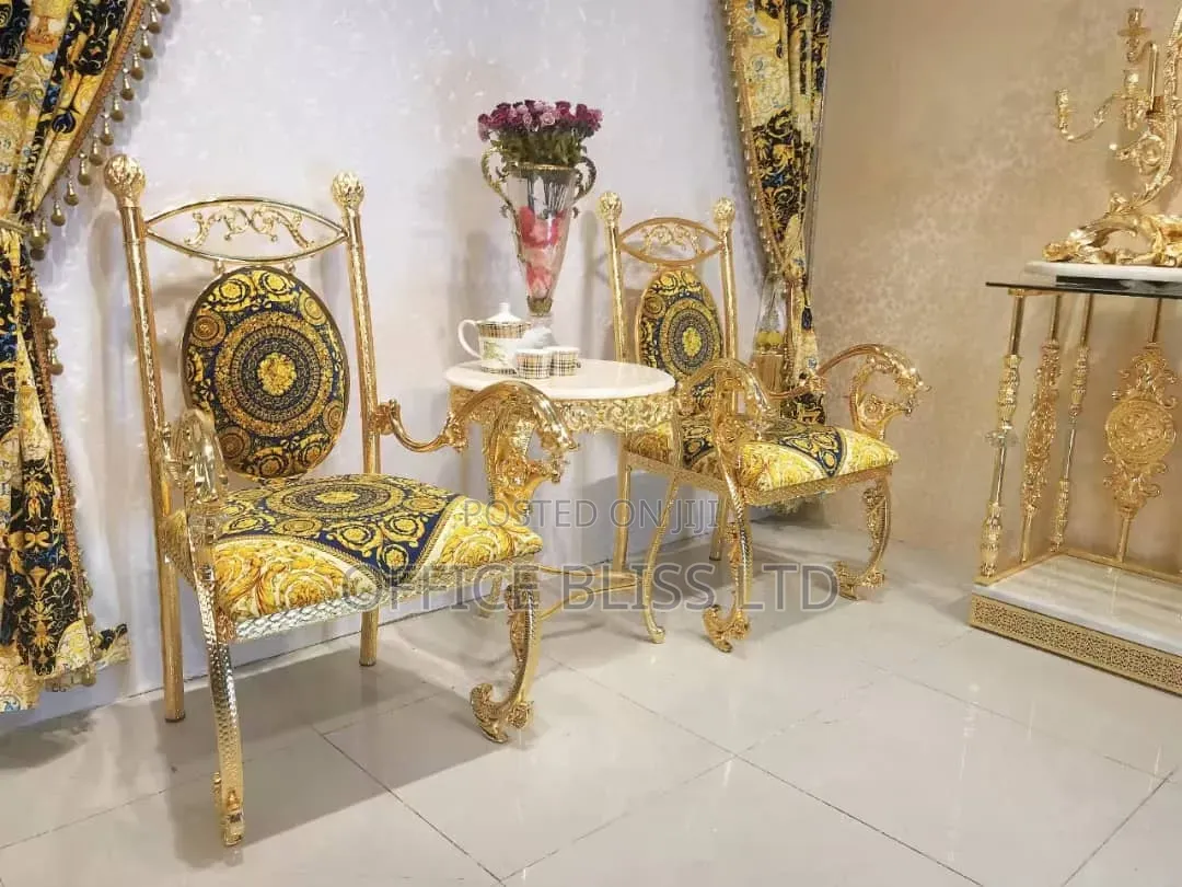 Royal Set of Me You Alter / King Queen Chair