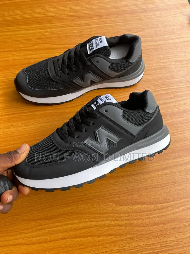 New Balance Light Weight Sneakers Cal 6