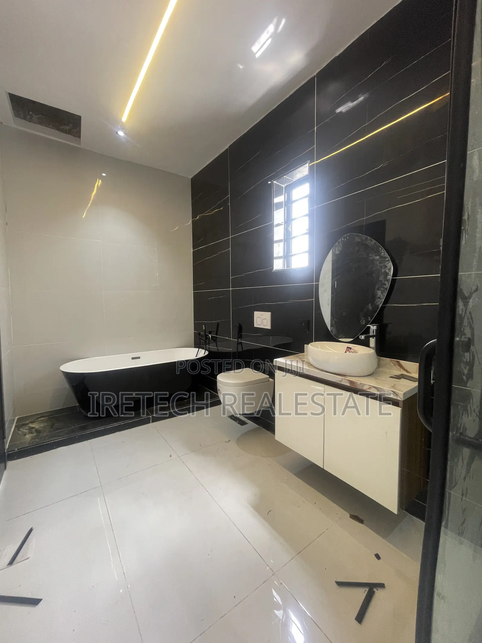 4bdrm Duplex in In A Gated Estate, Olokonla for sale