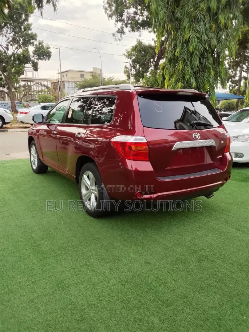 Toyota Highlander 2013 Red