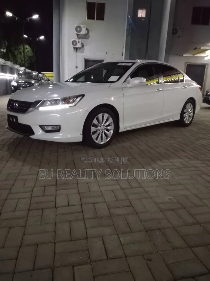 Honda Accord 2013 White