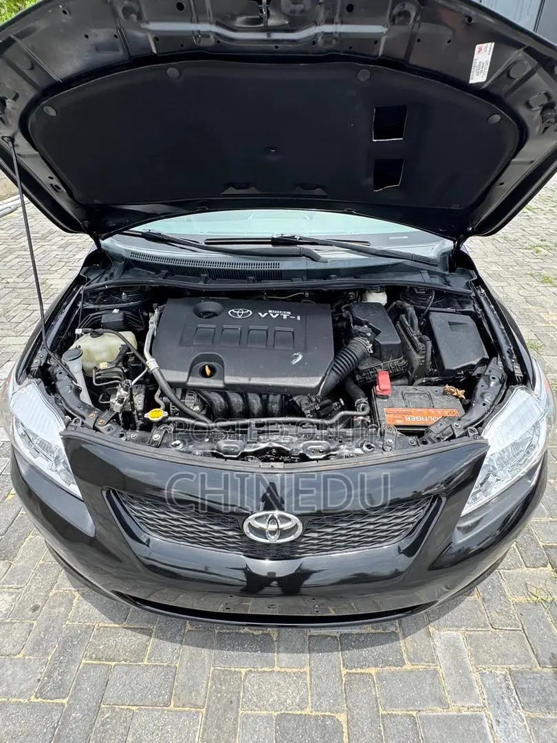 Toyota Corolla 2010 Black