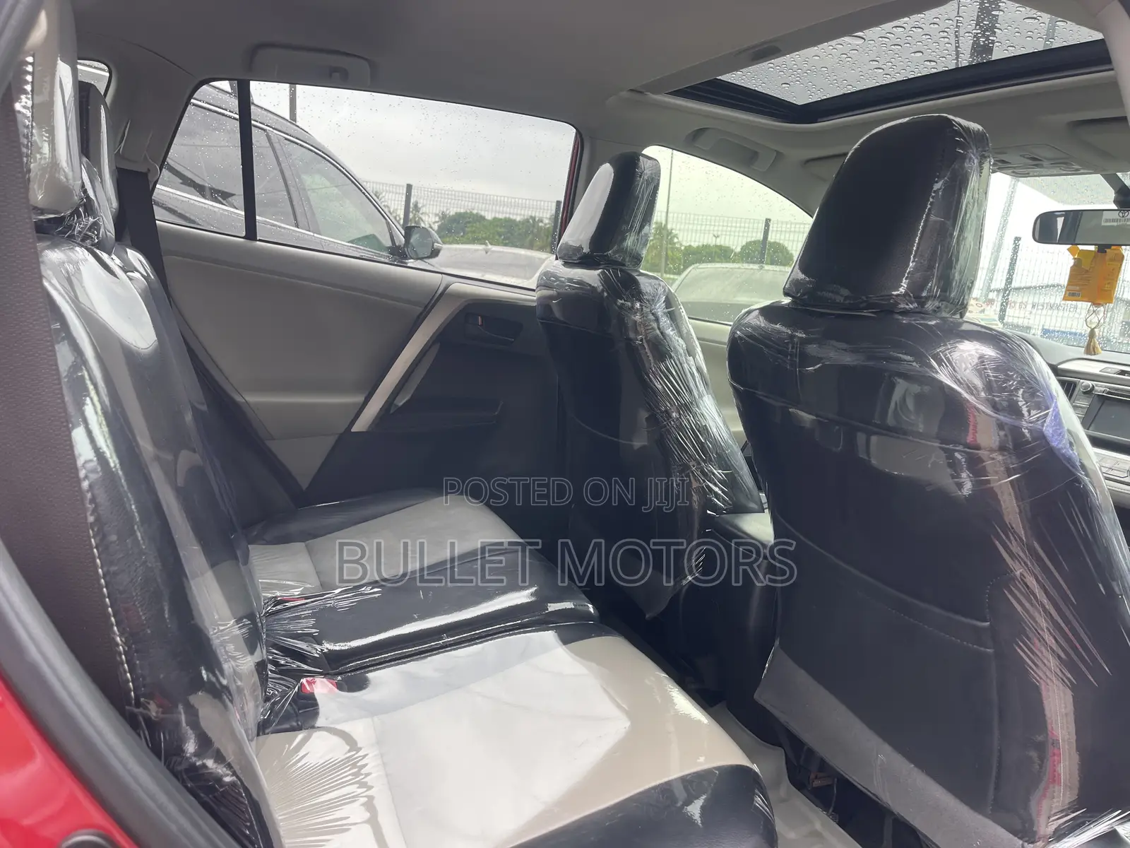 Toyota RAV4 XLE 4dr SUV (2.5L 4cyl 6A) 2014 Red