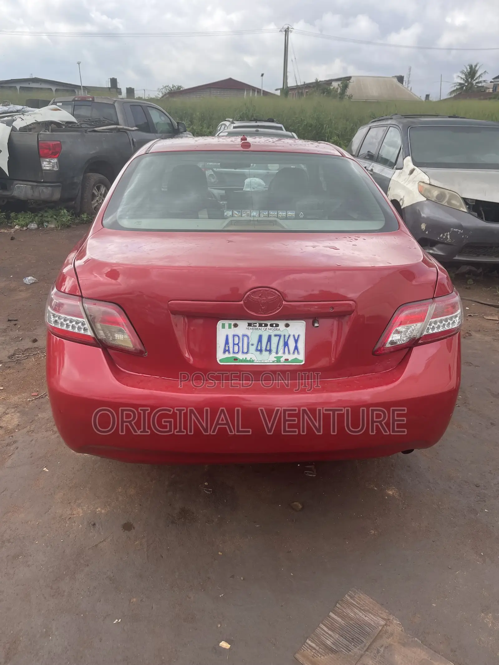 Toyota Camry LE 4dr Sedan (2.5L 4cyl 6AM) 2010 Red