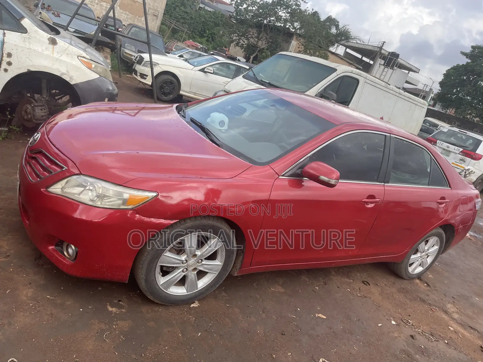 Toyota Camry LE 4dr Sedan (2.5L 4cyl 6AM) 2010 Red