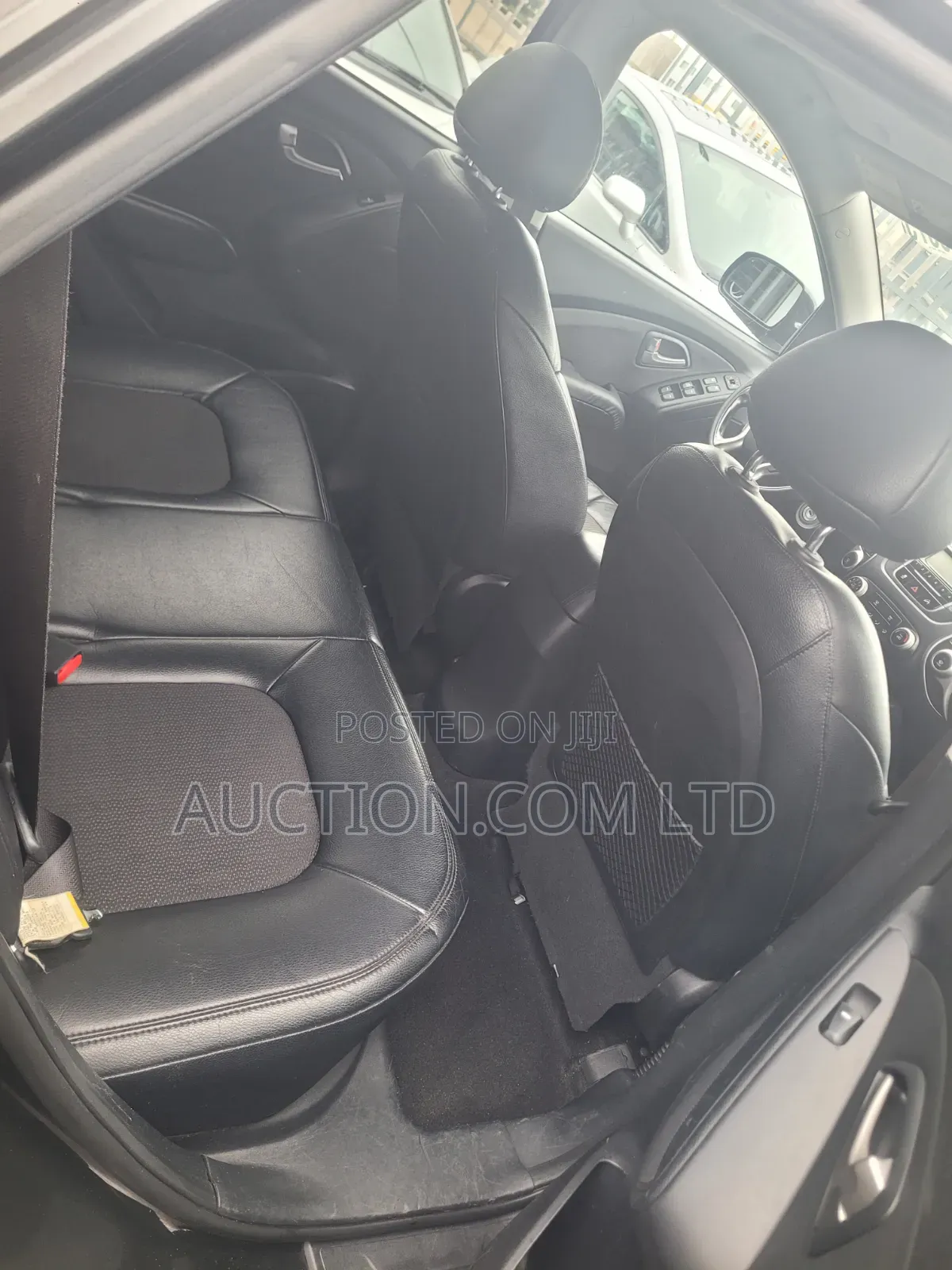 Hyundai Tucson GLS AWD 2011 Black