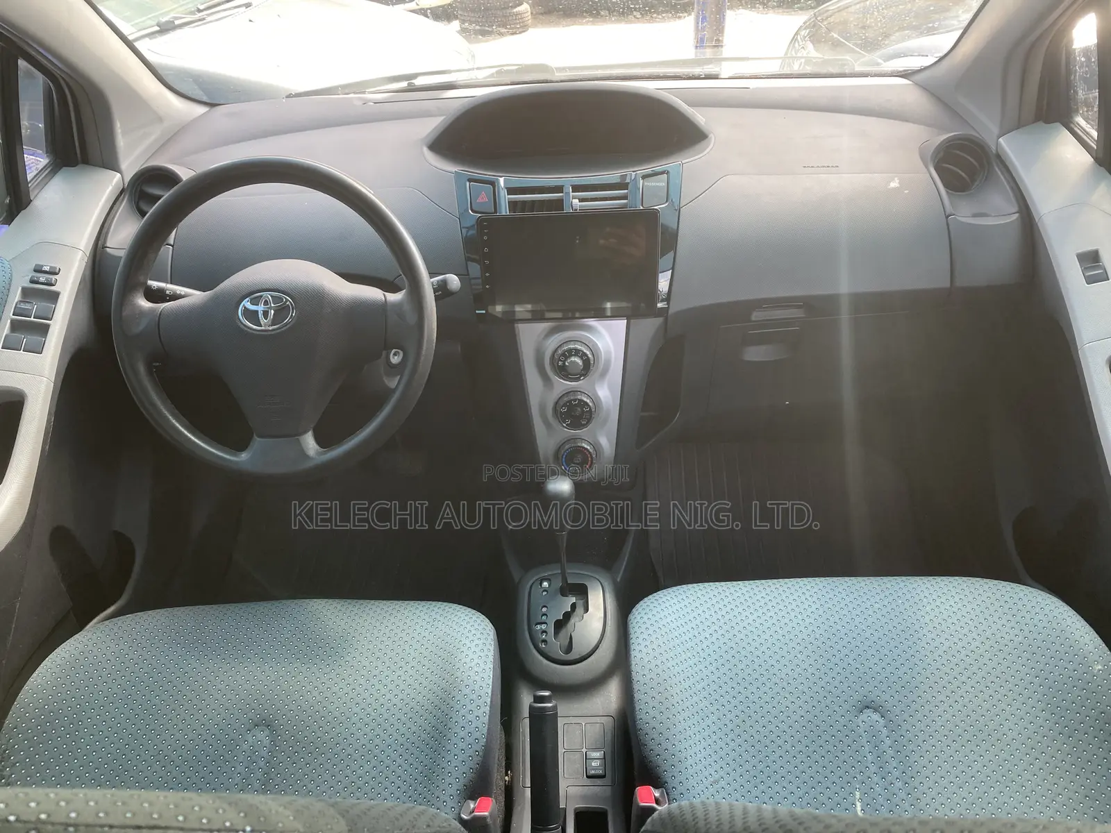 Toyota Yaris 1.3 VVT-i Automatic 2008 Silver