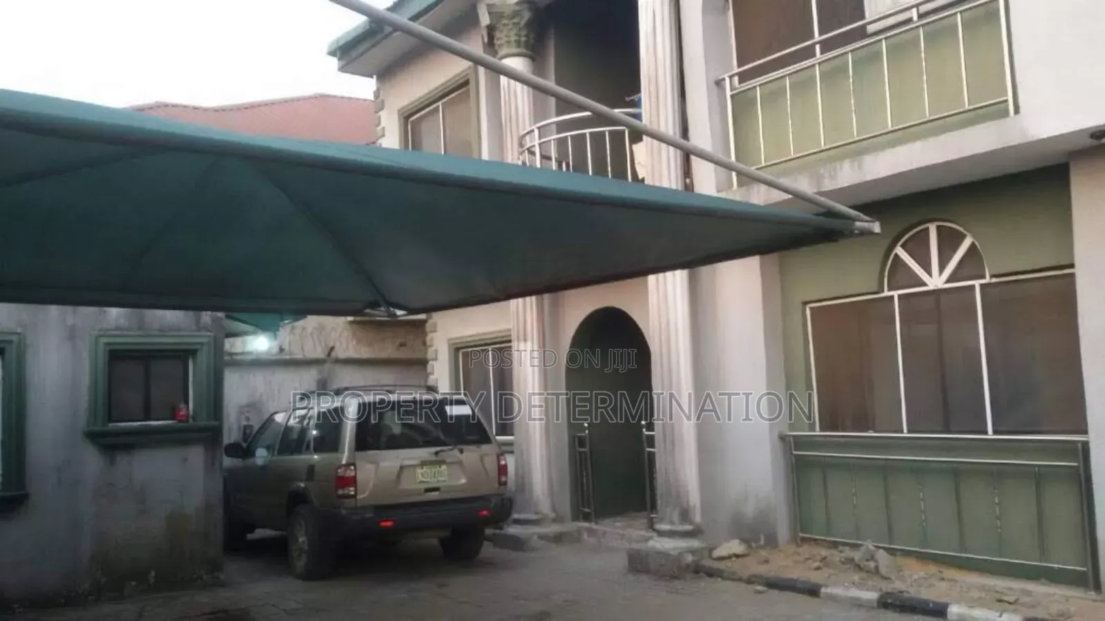 3bdrm Block of Flats in Awoyaya for sale