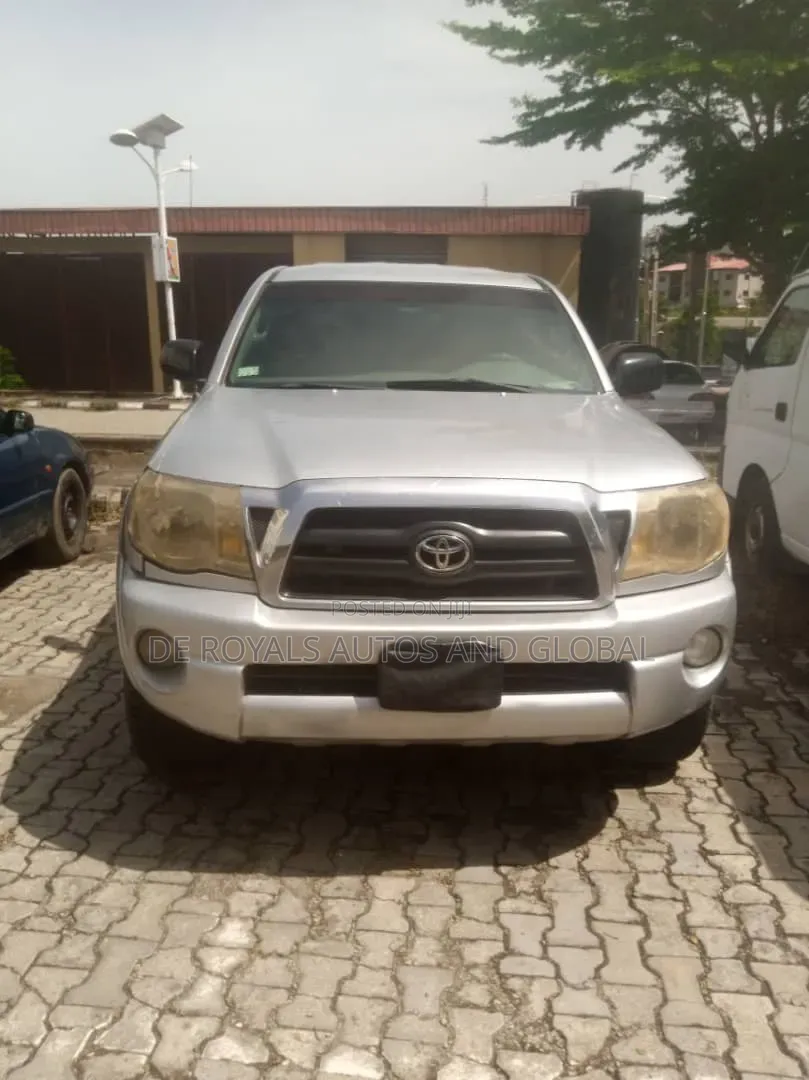 Toyota Tacoma Double Cab V6 Automatic 2011 Silver