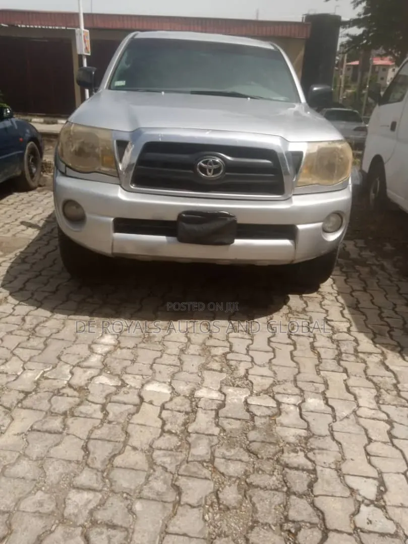 Toyota Tacoma Double Cab V6 Automatic 2011 Silver