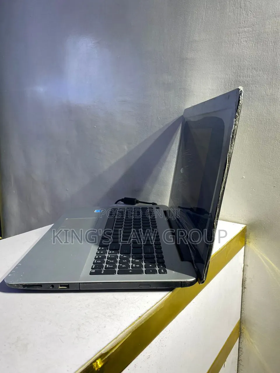 Laptop Asus X555LA 8GB Intel Celeron HDD 500GB