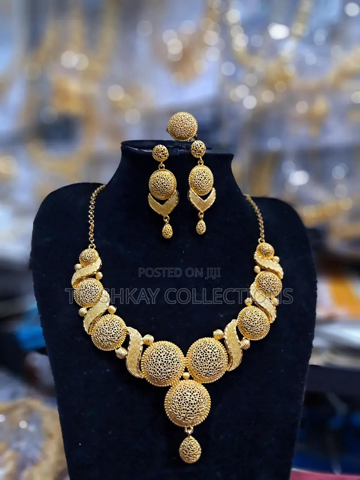 Classy Ladies Costume Set 
