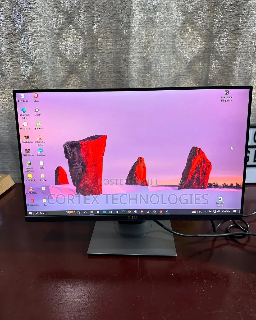 22 Inches Dell Frameless P2219h